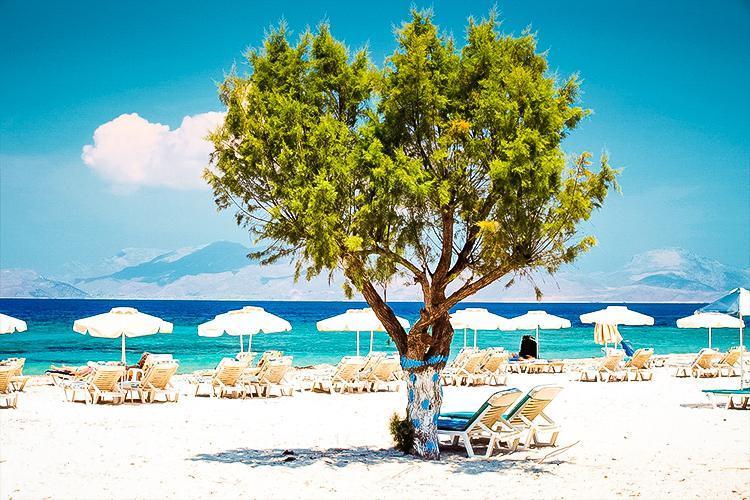 marmari beach 4861