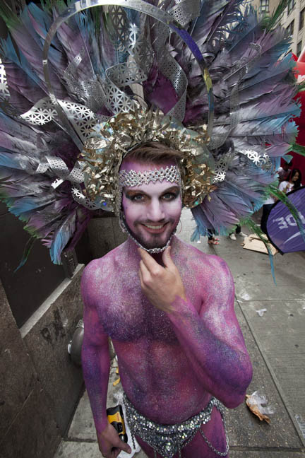 PHOTO 02 GAY PARADE